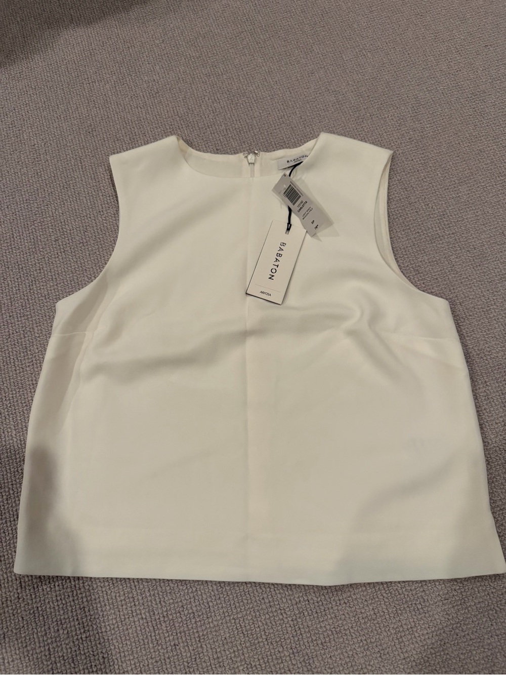 Aritzia Babaton Carlotta Sleeveless Shell Top